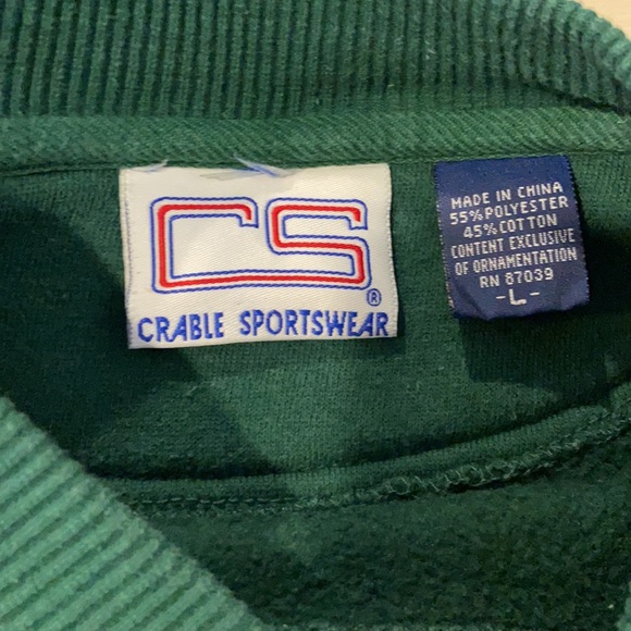 Notre Dame Fighting Irish sweater☘️ - Picture 3 of 4